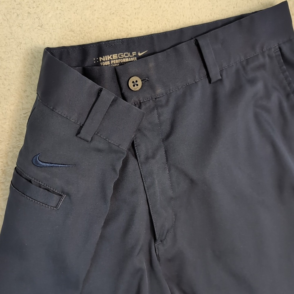 Nike Golf Tour Performance Men's 32x11 Blue Shorts Standard Fit Stretchy